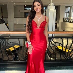 Elegant Red Prom Dress